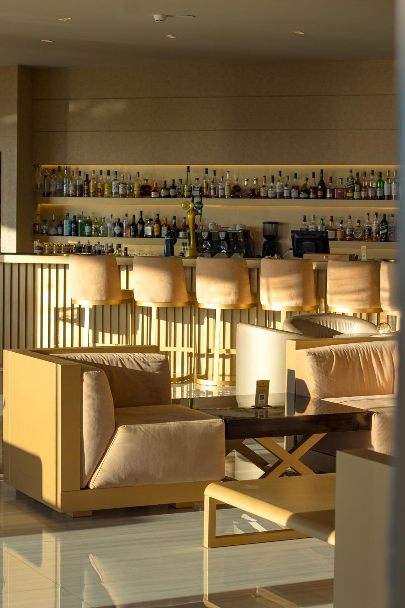 Amarande (Adults Only) Hotel Agia Napa Exterior foto The bar at the 101 bar